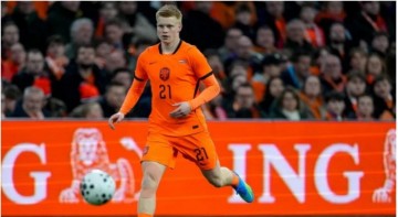 开云体育-荷兰小将斯密特谈国家队首秀：这段经历我绝对永生难忘